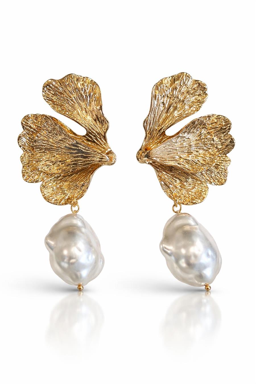 Bianca Asimetrik İnci Gold Yaprak Küpe